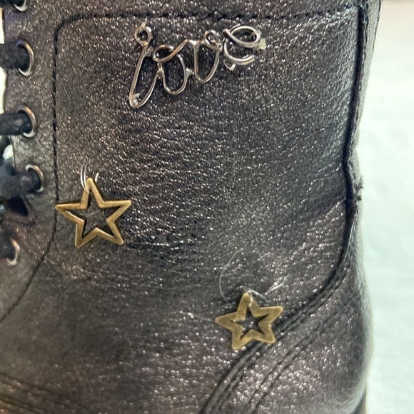 Steve Madden Combat Boot Lace up and Zipper Metallic Black Embellishments Y S3 - Picture 11 of 16